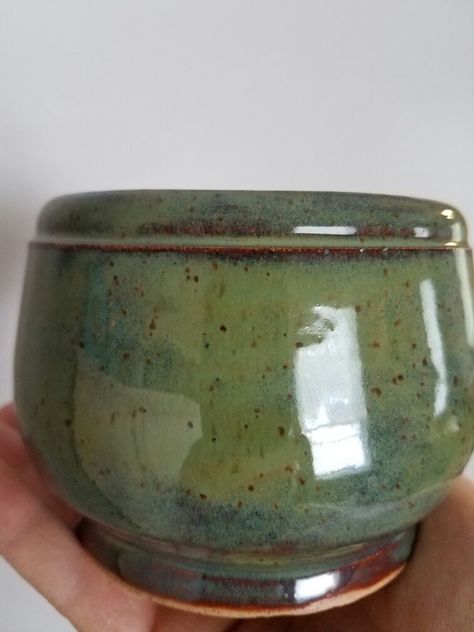 Deep Firebrick Red, Seaweed over. Deep Firebrick Red Glaze Combinations, Amaco Seaweed Glaze Combinations, Toasted Sage Glaze, Firebrick Red, Pottery Glaze Ideas, Ceramics Pottery Bowls, Glazing Ideas, Amaco Glazes, Glaze Combinations