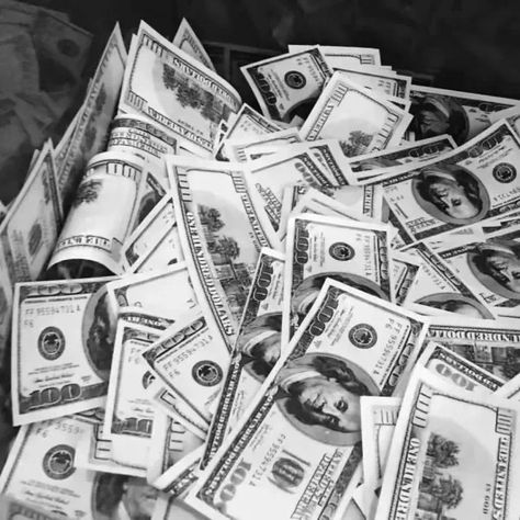 Money White Aesthetic, Aesthetic Money Pics, Money Black And White, Gray Photos, 2024 Manifestation, Capricorn Aesthetic, Money Pictures, White Aesthetic, Black Aesthetic