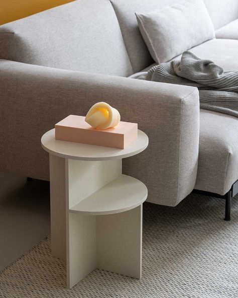 Made from a unique combination of acrylic and stone, the Halves Side Table is a sculptural display table that is a fit for any setting; next to the bed or sofa, in a hallway or an office. With its intersecting planes and contemporary shapes, the expression of the Halves Side Table changes according to the perception of its viewer. #scandinaviandesign #homedecor #muutodesign Minimalist Side Table, Console Table Modern, Cnc Furniture, Deco Studio, Narrow Console Table, Contemporary Side Tables, Table For Small Space, Display Table, Diy Concrete