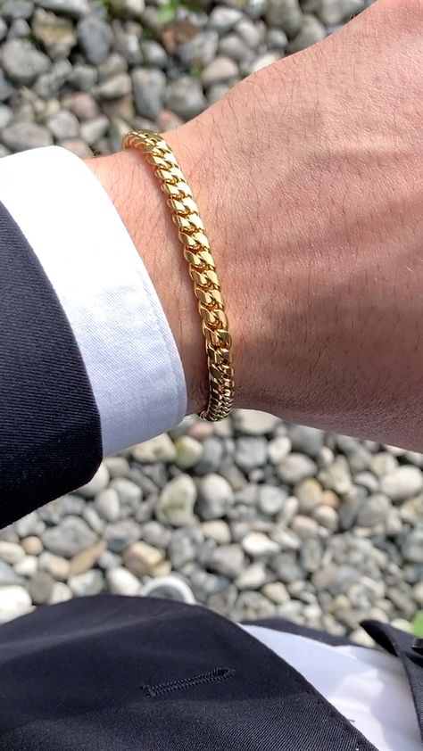 Braclets Man Gold, Gold Bracelet Chain For Men, Chain Bracelets For Men, Gold Chain Bracelet Men, Stylish Bracelets For Men, Mens Bracelet Gold Jewelry Style, Men’s Gold Bracelet Designs, Gold For Men, Mens Gold Bracelets Chains