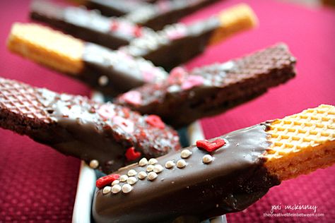 chocolate-dipped-sugar-wafer-cookies-2 - fun valentine treat - quick and easy Cookies For Valentines, Sugar Wafers, Heart Cookies Recipe, Tollhouse Cookie Recipe, Heart Shaped Sugar Cookies, Cookie Recipes Decorating, Valentine Treat, Birthday Party Desserts, Homemade Dessert