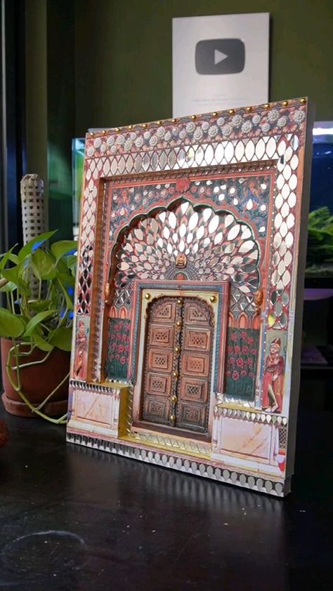 Mirror Work Diy Decor, 2d Paper Art, Relief Painting Designs, Lippan Art Mirror Wall, Lipan Art Mirror Work, Lippan Art Design, Lippan Art Work, Lippan Art Mirror, Lotus House