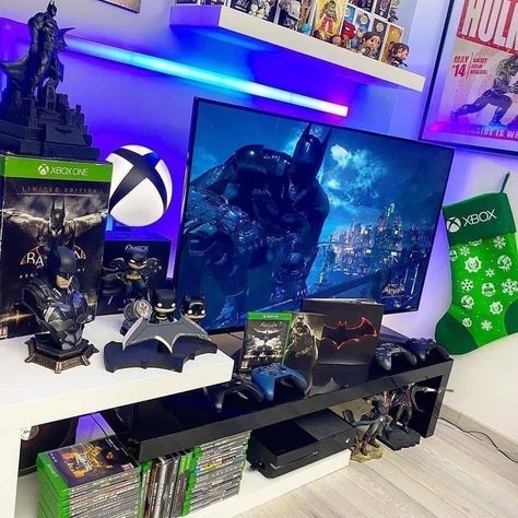 Batman Inspired, Batman Toys, Video Game Room Design, Xbox One X, Video Game Rooms, Set Game, Elite Series, Gaming Room Setup, Game Pass