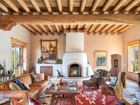 47 Thundercloud Rd, Santa Fe, NM 87506 | MLS #201800529 | Zillow Santa Fe Living Room, Santa Fe Interior Design, Santa Fe Style Decor, Santa Fe Interiors, Southwest Interior, Southwestern Living Room, Santa Fe Style Homes, New Mexico Style, Santa Fe Home