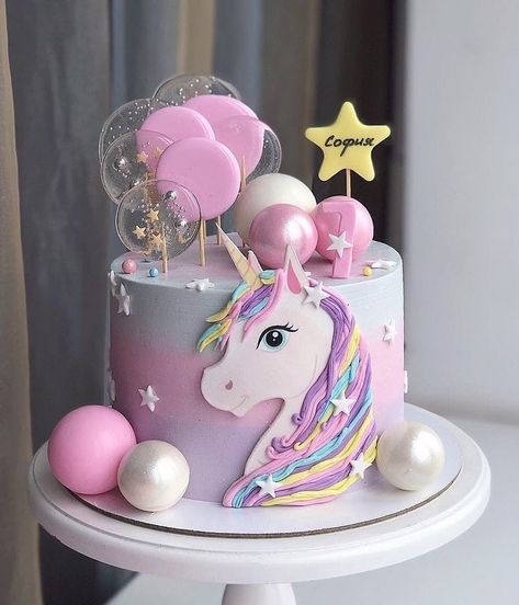 Unicorn | Rainbow | Pink on Instagram: “1 or 2 ? 🦄  Follow @uniicornstumblr for more ! 💕 Share it with a unicorn friend 🦄 - Credit : Dm me - - - - - Tags : #unicorn #unicorncakes…” Gökkuşaği Pasta, Unicorn Cake Design, Diy Unicorn Cake, Easy Unicorn Cake, Unicorn Cake Pops, 4de Verjaardag, Pony Cake, 귀여운 음식 그림