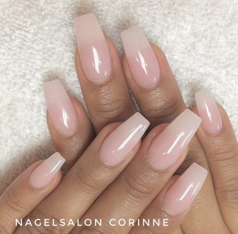 Natural Ombre Nails Coffin, Natural Nails Acrylic Coffin, American Tips Nails, American Tip Nails Acrylic, Soft Pink Ombre Nails, Sns With Tips, American Nails Natural, Natural Color Acrylic Nails, American French Nails