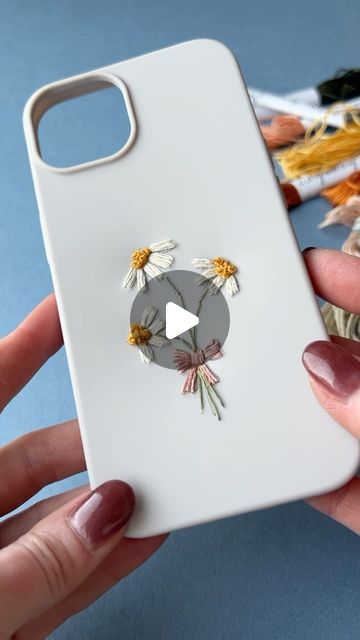 Embroidery On Phone Case, Embroidery Phone Case Diy, Phone Case Embroidery Design, Embroidered Phone Case, Embroidery Phone Case, Hand Embroidery Phone Cover, Embroidery Cases, Phone Case Diy Paint, Simple Hand Embroidery Patterns