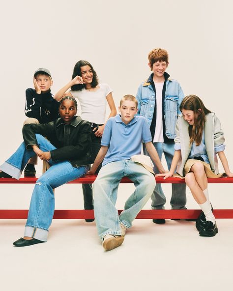 H&M Kids | Old friends and new styles unite. #HMKids | Instagram Bts School, A Fresh Start, Fresh Start, Fashion Kids, Stylish Fashion, Affordable Fashion, Kids And Parenting, Old Friends, Cool Kids