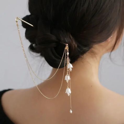 Lily Of The Valley Hairpin Pill Head Double Extra Long Tassel Hairpin Dish Hair Accessories - Beauty & Personal Care - Temu Lily Of The Valley Hair, White Lily Of The Valley, Hanfu Accessories, Chinese Hairpin, Beaded Hair Pins, Wedding Hair Jewelry, Flower Chain, Chinese Hair Accessories, Hair Chains