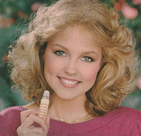 January 1985. 'Kissing Glosses. What a delicious idea from Maybelline.' Deborah Foreman, Just Seventeen, Magazine Images, Seventeen Magazine, 1980s Fashion, Teenage Years, Vintage Ads, Maybelline, Women Girl