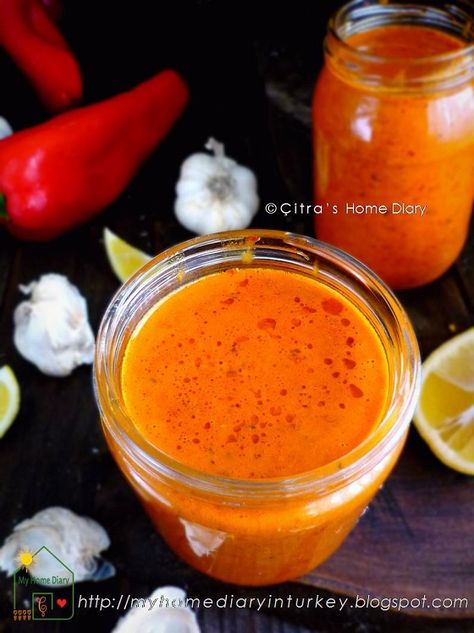 Piri Piri Sauce Portuguese, Piri Piri Sauce Recipe, Peri Peri Recipes, Piri Piri Chicken Recipe, Peri Peri Sauce Recipe, Piri Piri Sauce, Piri Piri Chicken, Peri Peri Sauce, Piri Piri