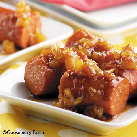 Gooseberry Patch Recipes: Hawaiian Kielbasa from Slow Cooker to the Rescue Kielbasa Crockpot Recipes, Hawaiian Kielbasa, Kielbasa Crockpot, Kielbasa Recipe, Gluten Free Puff Pastry, Kielbasa Recipes, Gooseberry Patch, Easy Clean Eating, Strawberry Salad