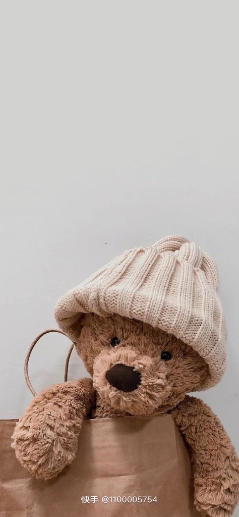 Teddy Bear Wallpaper, Wallpaper Disney, 강아지 그림, On Wallpaper, Bear Pictures, Soft Wallpaper, Iphone Wallpaper Tumblr Aesthetic, Bear Wallpaper, Cute Teddy Bears