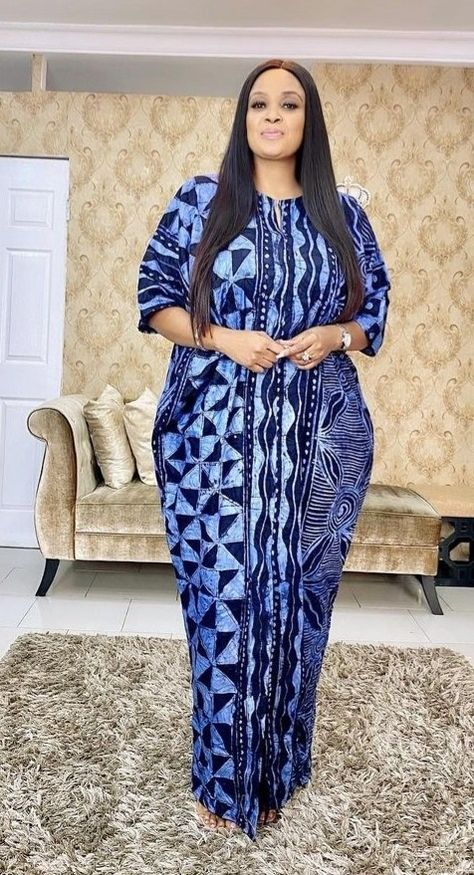 Traditional Gown, Traditional Gowns, Ankara Long Gown Styles, African Print Dress Ankara, African Maxi Dresses, African Lace Dresses, Aichi, African Fashion Traditional, African Fashion Women Clothing