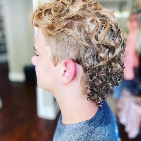 Permanent Waves, Mohawk Mullet, Undercut Pompadour, Disconnected Undercut, High Fade, Style Hairstyle, Mens Hair Trends, Fade Haircuts