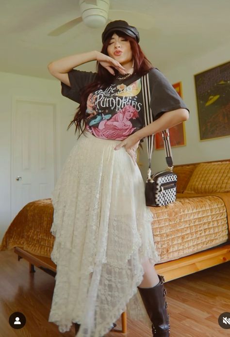 White Lace Maxi Skirt Outfit, Band Tee Outfits Summer, Whimsical Summer Outfit, Lace Skirt Outfit, White Lace Maxi Skirt, Band Tee Outfits, 70s Inspired Outfits, White Skirt Outfits, Hippie Grunge