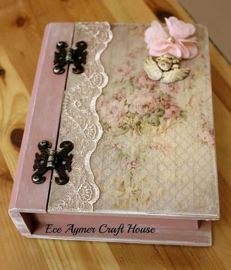 Beautiful Deco Podge, Decoration Shabby, Notebook Ideas, Decoupage Box, Shabby Chic Crafts, Altered Boxes, Decoupage Art, Pretty Box, Primitive Christmas