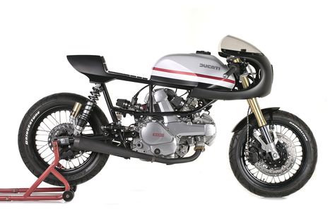 Ducati 750ss, Ducati Pantah, Ducati Cafe Racer, Ducati Sport Classic, Custom Built Motorcycles, Old School Chopper, Ducati 848, Moto Cafe, Cafe Racer Style