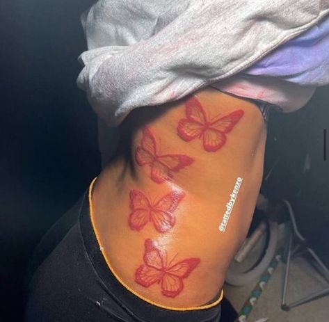 Red Butterfly Tattoo Stomach, Side Stomach Tattoos Women, Baddie Neck Tattoos, Tattoo Ideas Female Thigh, Side Back Tattoos, Side Tat, Side Stomach Tattoos, Girl Thigh Tattoos, Stomach Tattoos Women