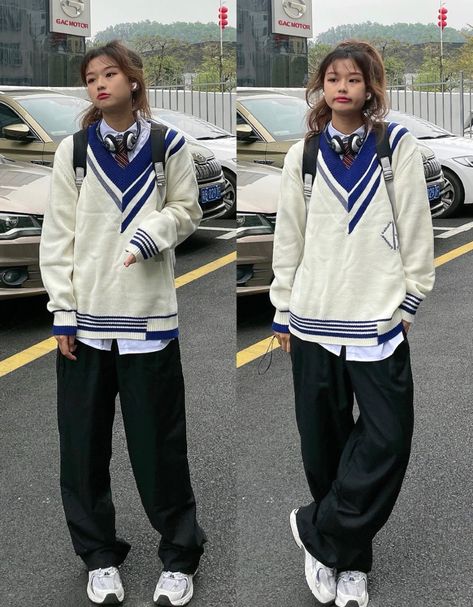 Tomboy Uniform School, Preppy Masculine Outfits, Grunge School Uniform, Woman Tie Outfit, Suit And Tie Aesthetic, Grunge School Outfits, Korean School Outfits, Outfit With Vest, Masculine Outfits