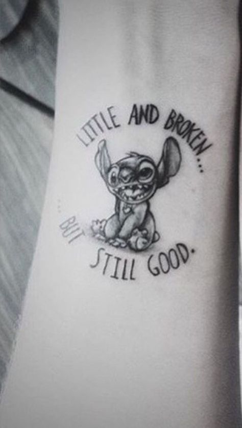 Lilo And Stitch Tattoo, Disney Sleeve, Stitch Tattoo, Tattoo Trend, Shape Tattoo, Muster Tattoos, Cat Tattoos, Inspiration Tattoos, Disney Tattoo