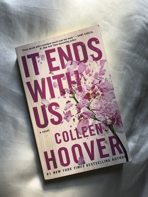 Colleen Hoover Quotes, Colleen Hoover Books, Romance Fiction, Book People, It Ends With Us, Psychology Books, Colleen Hoover, Books For Teens, Contemporary Romances