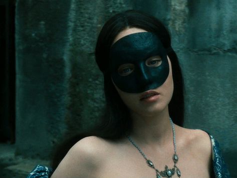 alina on Twitter: "isabelle adjani en la reine margot (1994)�… " Queen Margot, Siouxsie Sioux, Joe Strummer, Isabelle Adjani, Memoirs Of A Geisha, Becoming Jane, Period Movies, French Films, Love Film