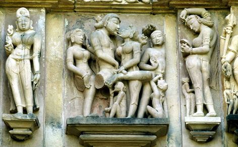 Indian Statues, Khajuraho Temple, Indian Sculpture, Ancient Sculpture, Hindu Temple, Indian Art, Shiva, Greek Statue, Temple