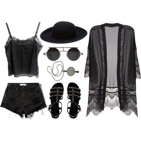 Witchy aesthetic goth outfit idea Boho Witch Aesthetic Outfit, Outfit Ideas With Shorts, Casual Outfits For Girls, Black Summer Outfits, Gothic Hippie, Gothic Boho, Character Costume, Goth Outfit, Outfits For Girls