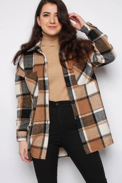 Womens Flannel Jacket, Vestiti In Jeans, Outfits Leggins, Shacket Outfit, Winter Jacket Outfits, Makeup Outfit, Mode Kimono, Easy Winter Outfit, American Girls