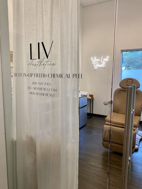 Aesthetic Clinic Room Ideas, Botox Spa Room, Facial Studio Decor, Esthetician Door Signs, Spa Room Esthetics, Aesthetician Room Decor Luxury, Aesthetic Practitioner Room, Injector Room Decor, Medspa Logo Design