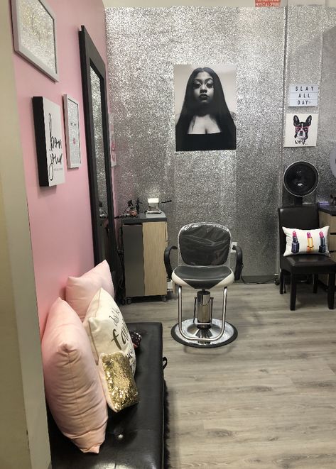 Hair Room In Bedroom, Braider Salon Suite, Hair Braider Room Ideas, Basement Salon Ideas, Hair Room At Home, Hairstylist Room Ideas, Hair Room Ideas At Home, Mini Salon Ideas, Salon Decor Studio