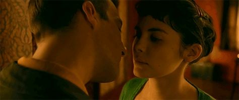 Best Kissing Scenes, Movie Kisses, Audrey Tautou, Classic Romance, Septième Art, Foreign Film, Romantic Movies, Movie Lover, Film Stills