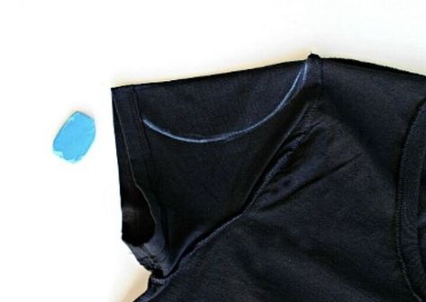 DIY: Coco Cold Shoulder From T-Shirt | Upstyle T Shirt Refashion, Trash To Couture, Mind Thoughts, Couture Style, Tshirt Refashion, T-shirt Refashion, Shirt Refashion, Sewing Studio, I Love A