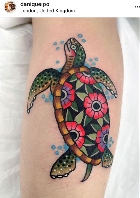 Traditional Style Ocean Tattoo, Traditional Sealife Tattoo, Neo Traditional Aquatic Tattoo, Traditional Tattoos Sea Creatures, Traditional Turtle Tattoo Design, American Traditional Sea Turtle Tattoo, Sea Turtle Traditional Tattoo, Turtle Tattoo American Traditional, Neo Traditional Turtle Tattoo