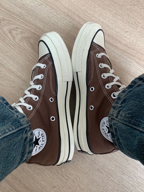 #brownconverse #shoes #converse #chuck70 Chuck 70 Outfit, Chuck Shoes, Converse Chuck70, Chucks Shoes, Brown Converse, Platform Converse, Dream Outfits, Shoes Converse, Stockholm Fashion