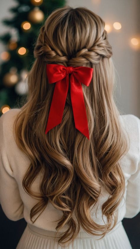 Looking for Christmas hairstyles for women This blog post has a variety of cute easy and fun options for all hair lengths - short medium long and everything in between Get inspired for the holidays with simple and stylish hair ideas that will make you stand out this season Simple Christmas Hairstyles, Christmas Hairstyles For Women, Easy Christmas Hairstyles, Diy Updo, Beautiful Christmas Scenes, New Year Hairstyle, Bow Hairstyle, Holiday Glam, Christmas Hairstyles