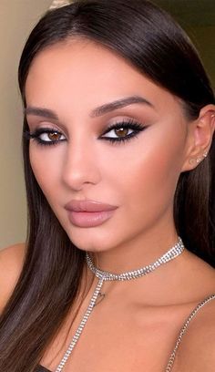 Neutral Glam, Ball Makeup, Mekap Mata, Makeup Favorites, Dark Eye Makeup, Prom Eye Makeup, Soft Makeup Looks, Prom Makeup Looks, Smink Inspiration