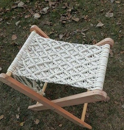 Macrame Folding Chair, Macrame Stool, Macrame Furniture, Macrame Hammock Chair, Diy Home Decor Living Room, Macrame Hanging Chair, Macrame Chairs, Macrame Swing, Shuttle Tatting Patterns