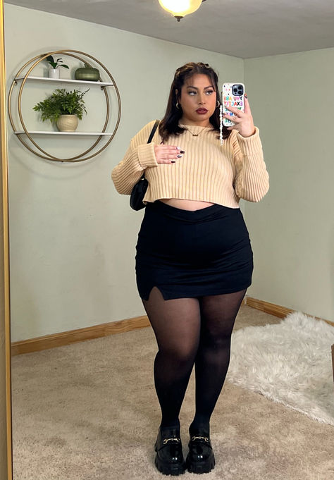 Plus Size Outfits College, Blonde Plus Size Women, Fall Curvy Outfits, Fall Outfits Curvy Women, Cute Plus Size Fall Outfits, Fall Outfits Women Plus Size, Fall Outfits Plus Size Women, Fall Plus Size Outfits, Fall Outfits Plus Size