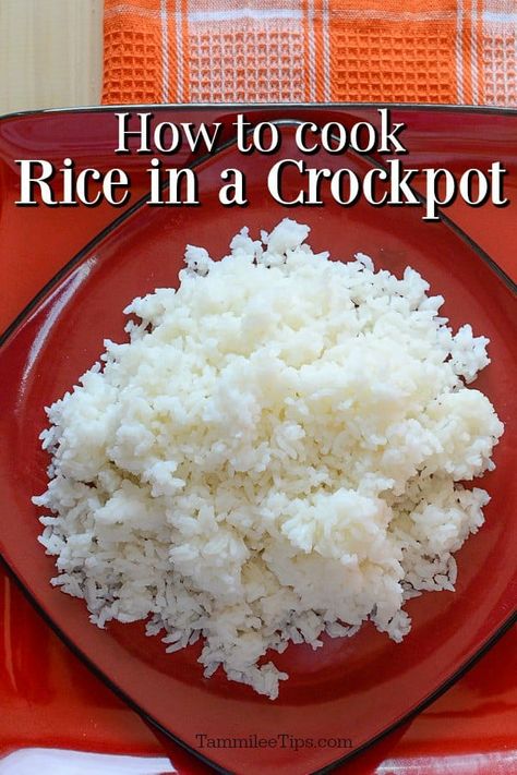 Cooking Rice In Crockpot, Rice In A Crockpot, Slow Cooker Rice Recipes, Crock Pot Rice, Crockpot Rice Recipes, Chicken And Rice Crockpot, Rice In Crockpot, Coconut Dessert, Easy Rice