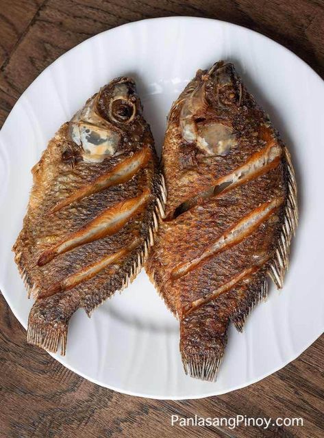 Fried Whole Tilapia, Whole Tilapia Recipes, Whole Tilapia, Fried Tilapia Recipes, Tilapia Dishes, Fried Whole Fish, Whole Fish Recipes, Fish Paste, Philippine Cuisine