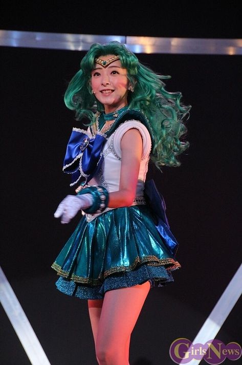 Sailor Neptune Cosplay, Haruka And Michiru, Sailor Moon Screencaps, Sailor Moon Girls, Moon Cosplay, Sailor Moon Cosplay, Save Outfits, Sailor Pluto, Sailor Neptune