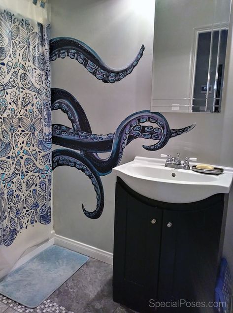 Octopus bathroom hand painted.  Beautiful addition to my Beach themed house! Beach Themed House, Octopus Bathroom Decor, Octopus Bathroom, Ocean Themed Bathroom, Sea Bathroom, Ocean Bathroom, Mermaid Bathroom, Man Cave Bathroom, Eclectic Bathroom