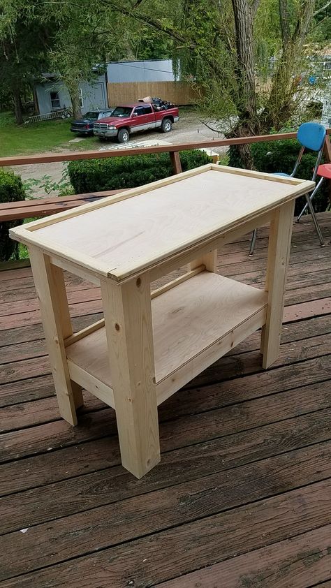 55 gallon fish tank stand   6 1x4x8 (cut to 36in an 17in) 4x4 sheet plywood  Top is 40in x 20in Shelf is 34in x 16in Diy 20 Gallon Aquarium Stand, Diy 40 Gallon Tank Stand, Diy Tank Stand, Fish Tank Stand Ideas Diy, Tank Stand Ideas, Fish Tank Stand Ideas, Diy Fish Tank Stand, Turtle Tank Setup Ideas, 40 Gallon Aquarium Stand