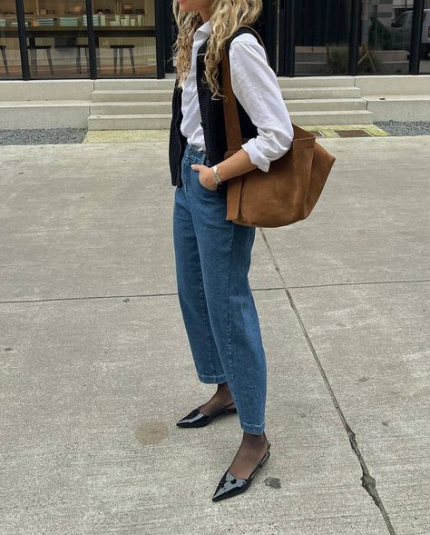 Slingback Heels Outfit, Anouk Yve, Suede Bag, Heels Outfits, Classy Style, Style Winter, Elegant Shoes, Trending Handbag, Fashion People