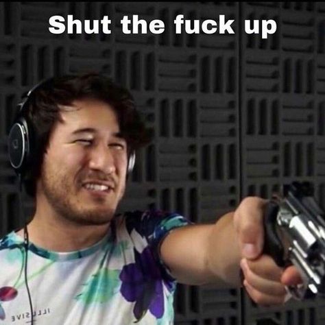 Funny Markiplier, Markiplier Memes, Gamer Boys, Unus Annus, Brain Cells, Very Funny Pictures, Pewdiepie, Markiplier, Silly Pictures