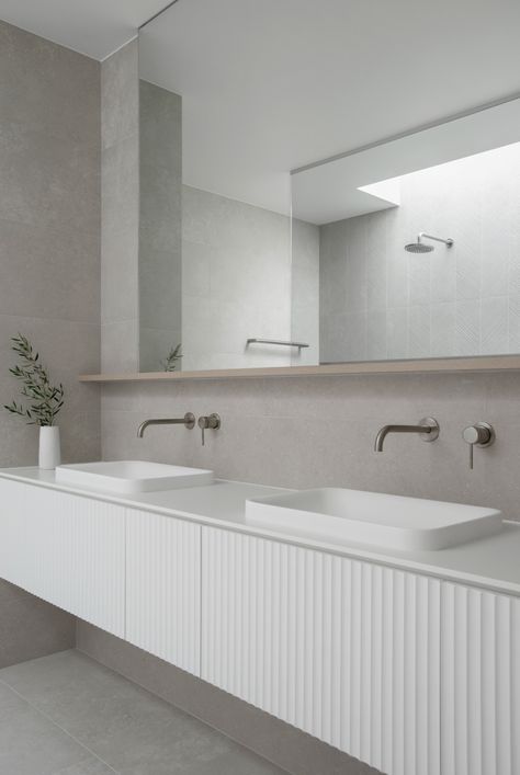 • Zephyr and Stone • Contemporary Coast Project featuring  Polytec 3D Cove Custom Profile White Bathroom Ideas Marble, Big Bathroom Design, Solid Surface Bathroom, Ensuite Design, Timeless Bathroom, House Bathrooms, Inset Basin, Contemporary Coastal, Coastal Bathrooms