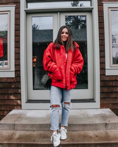 Red Sherpa Jacket Outfit, Sherpa Jacket Outfit, Jacket Sherpa, Sherpa Coat, Coachella Fashion, Style Inspiration Spring, Style Inspiration Fall, Jacket Outfit, Teddy Jacket