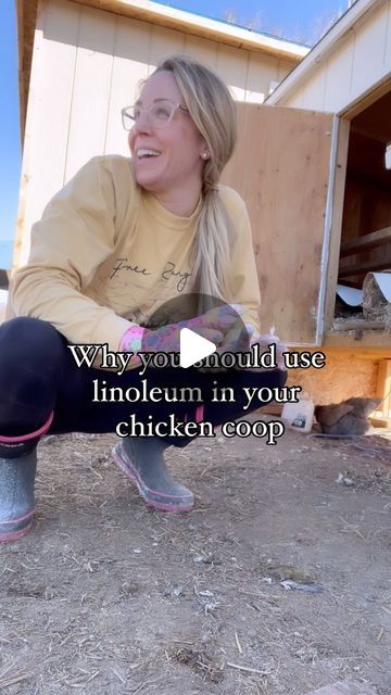 Kristina Langone Nickerson 🇺🇸 homesteading 🌾  food preservation on Instagram: "Top reasons I chose linoleum for inside my chicken coop👇🏼  Cleans off super easy Can be used for years Super durable  Resists moisture much longer than paint Low cost!  Go down to Home Depot and get some $20 linoleum, it’ll save you so much time by cleaning poop off the actual coop floor!   Boots from @hisea_official  #backyardchickens #backyardchicken #backyardchickensofinstagram #backyardchickenslife #backyardchickens🐔 #chickensoninstagram #chickeneggsofinstagram #chickeneggs #chickenegg #whatthecluck #farmlife #farmlifestyle #farmlifebestlife #mygarden #growingtips #greenthumb#ediblegarden #preservingfood  #explorepage #explore #instareels #backyardflock #chickenflock #flockofchickens #chickenfarmer #fa Painting Chicken Coop Ideas, Chicken Coop Inside Run, Coop Floor Ideas, Chicken Coop Flooring Ideas, Inside Chicken Coop Ideas, Painting Chicken Coop, Chicken Coop Paint Ideas, Chicken Coop Paint, Inside Of Chicken Coop Ideas